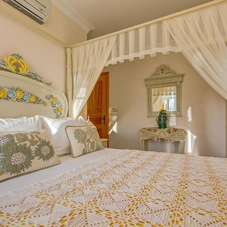 Cunda Esen Hotel Айвалык Экстерьер фото