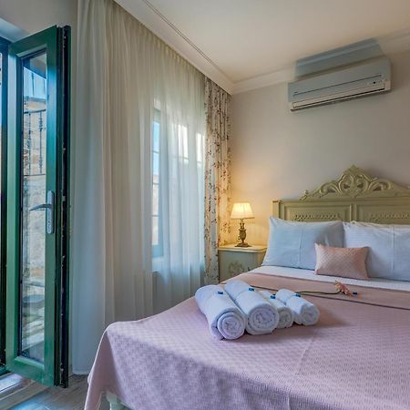 Cunda Esen Hotel Айвалык Экстерьер фото