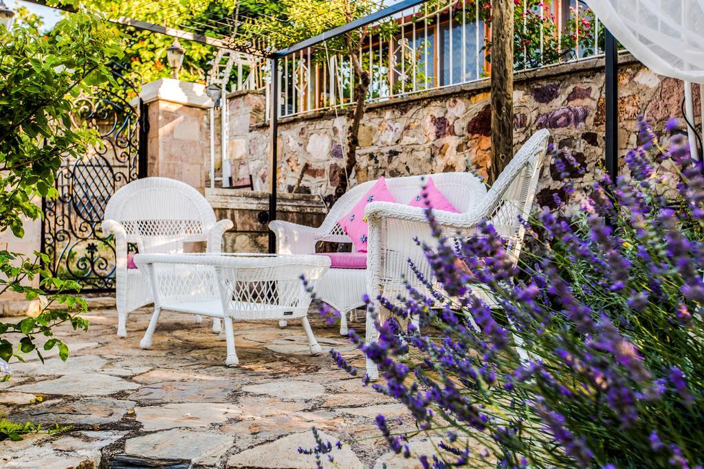 Cunda Esen Hotel Айвалык Экстерьер фото