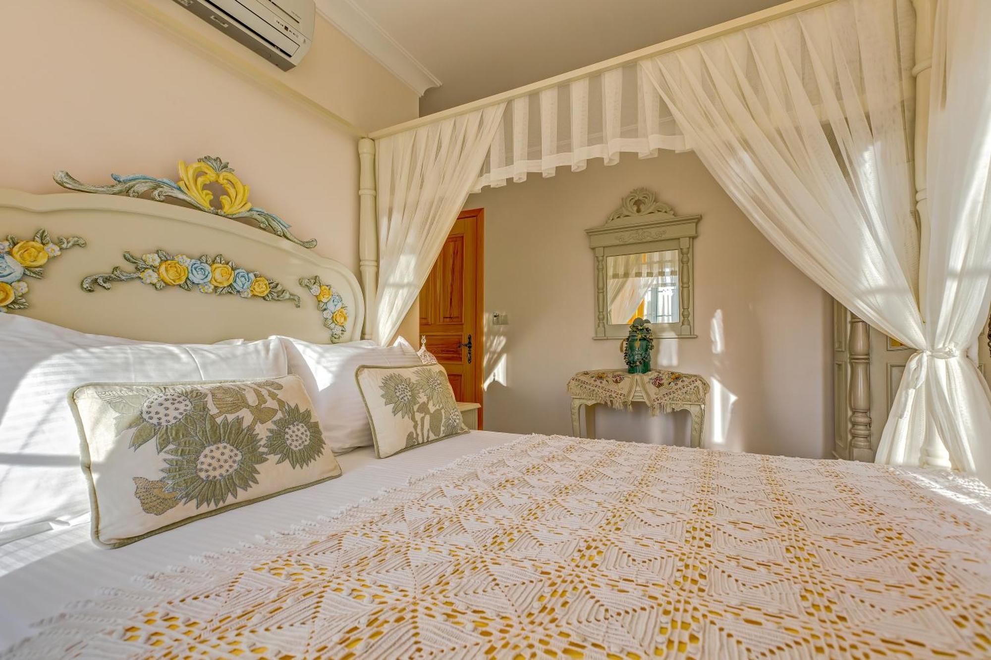 Cunda Esen Hotel Айвалык Экстерьер фото