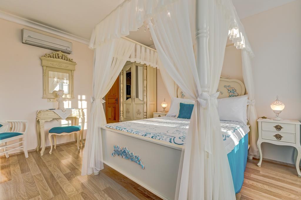 Cunda Esen Hotel Айвалык Экстерьер фото