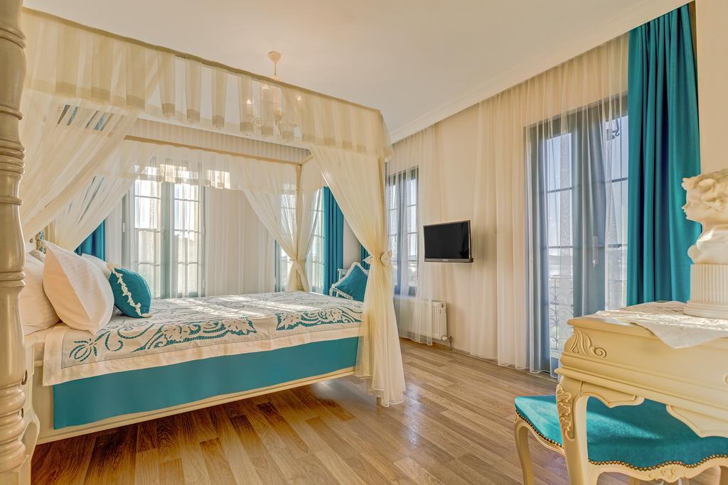 Cunda Esen Hotel Айвалык Экстерьер фото