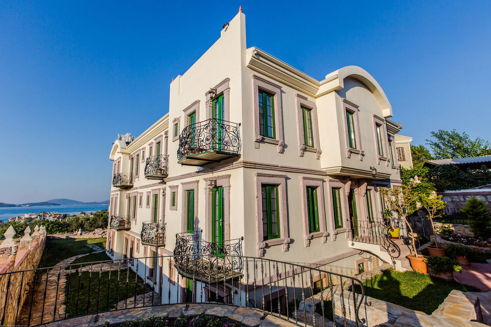 Cunda Esen Hotel Айвалык Экстерьер фото