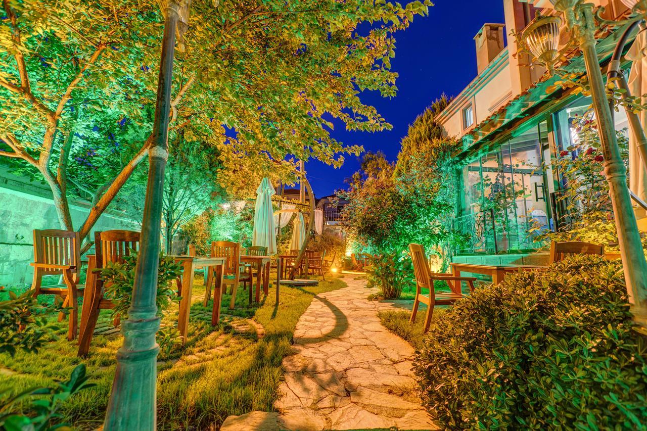 Cunda Esen Hotel Айвалык Экстерьер фото
