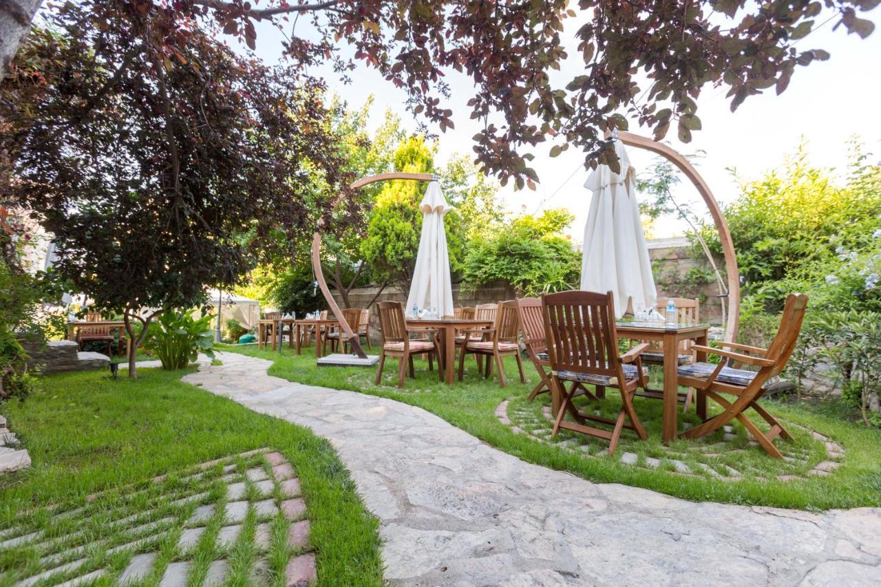 Cunda Esen Hotel Айвалык Экстерьер фото
